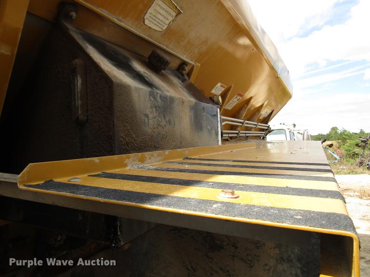 image for item DD4329 2008 Ag-Chem TerraGator 6203 applicator