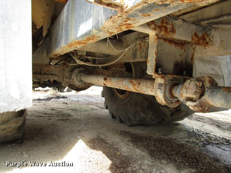 image for item DD4329 2008 Ag-Chem TerraGator 6203 applicator