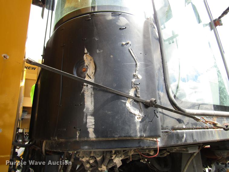 image for item DD4329 2008 Ag-Chem TerraGator 6203 applicator