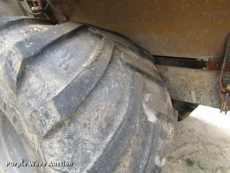 image for item DD4329 2008 Ag-Chem TerraGator 6203 applicator