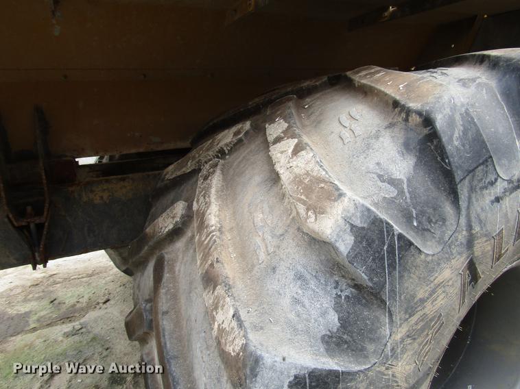 image for item DD4329 2008 Ag-Chem TerraGator 6203 applicator