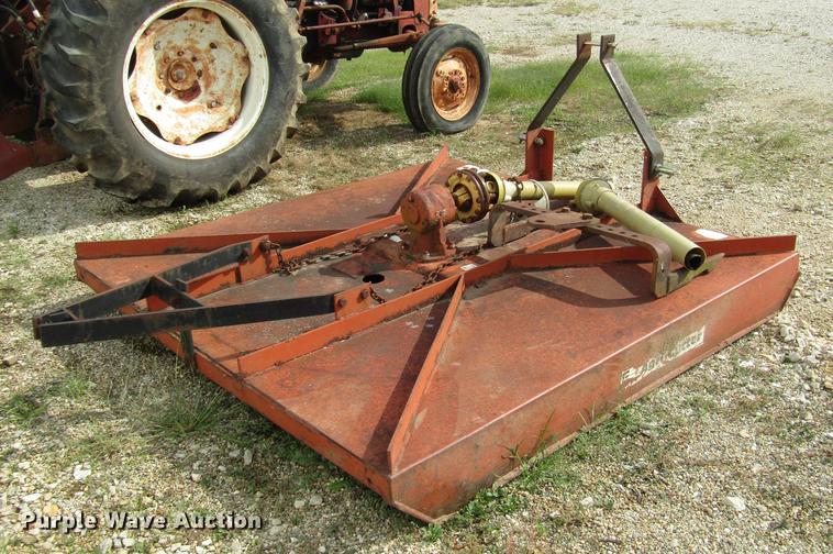 image for item DD4330 International 330 tractor