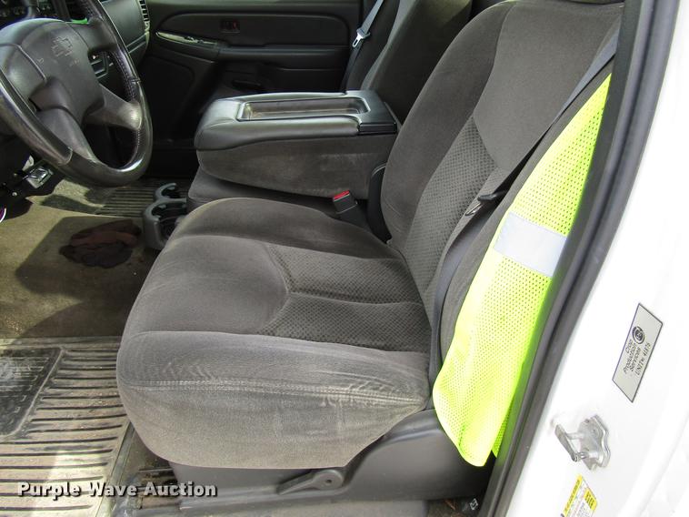 image for item DD4331 2006 Chevrolet Silverado 2500HD pickup truck