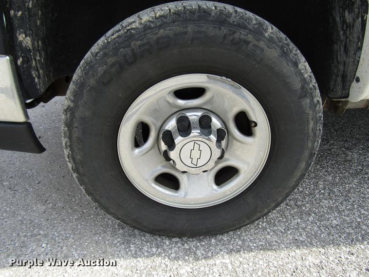 image for item DD4331 2006 Chevrolet Silverado 2500HD pickup truck