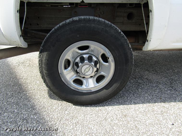 image for item DD4331 2006 Chevrolet Silverado 2500HD pickup truck