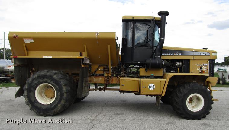 image for item DD4332 2004 Ag-Chem TerraGator 8104 applicator