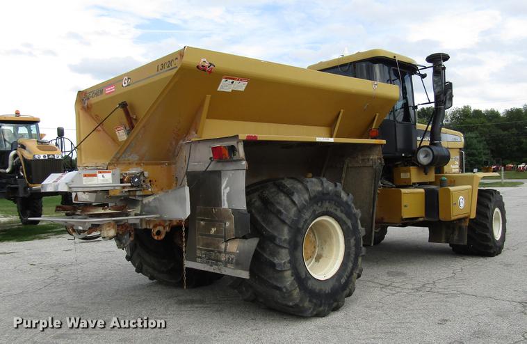 image for item DD4332 2004 Ag-Chem TerraGator 8104 applicator