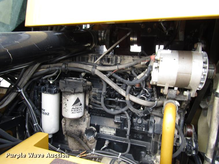 image for item DD4332 2004 Ag-Chem TerraGator 8104 applicator