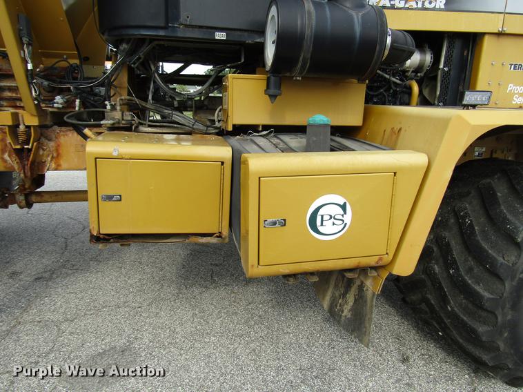 image for item DD4332 2004 Ag-Chem TerraGator 8104 applicator