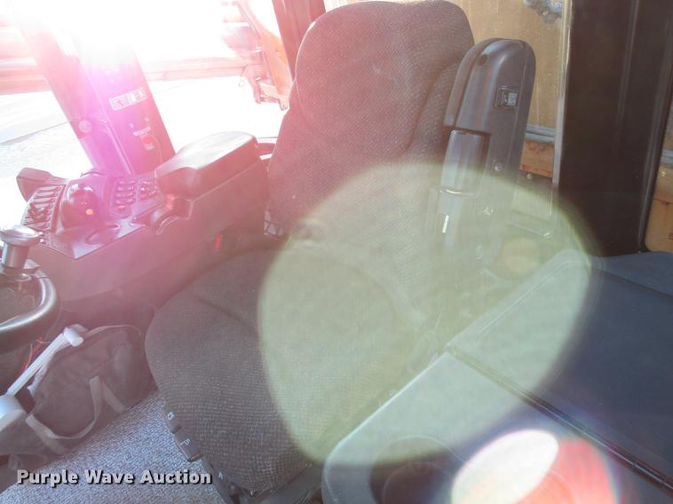 image for item DD4334 2013 Ag-Chem TerraGator TG8400 applicator