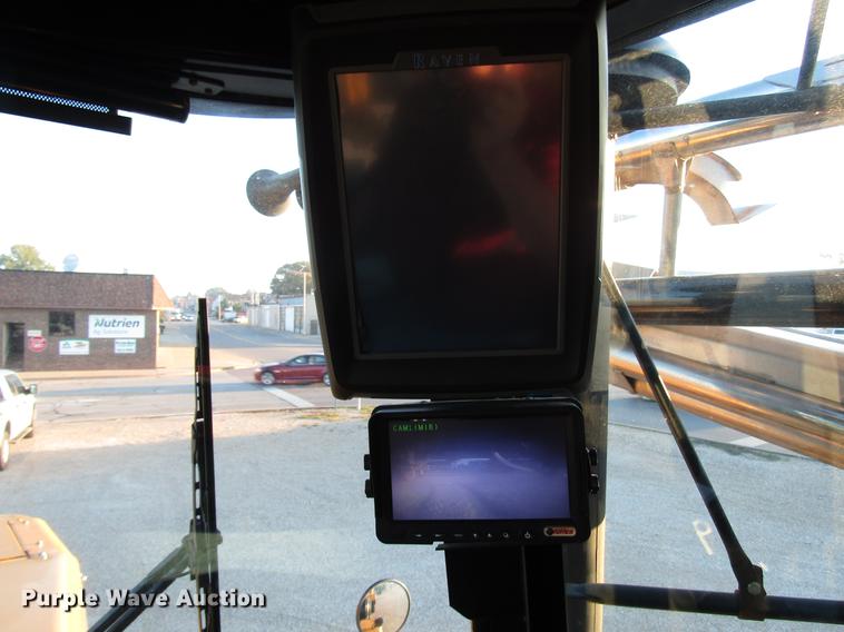 image for item DD4334 2013 Ag-Chem TerraGator TG8400 applicator