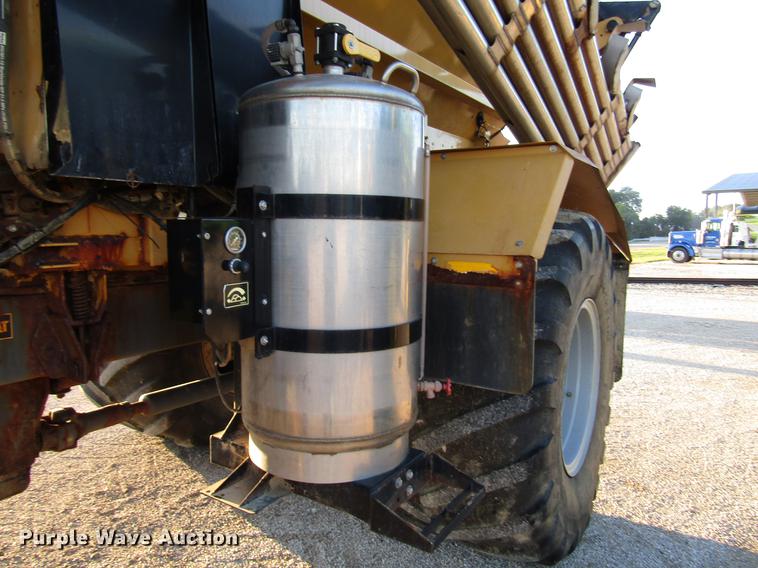 image for item DD4334 2013 Ag-Chem TerraGator TG8400 applicator