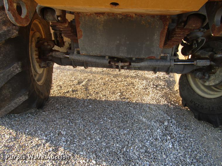 image for item DD4334 2013 Ag-Chem TerraGator TG8400 applicator