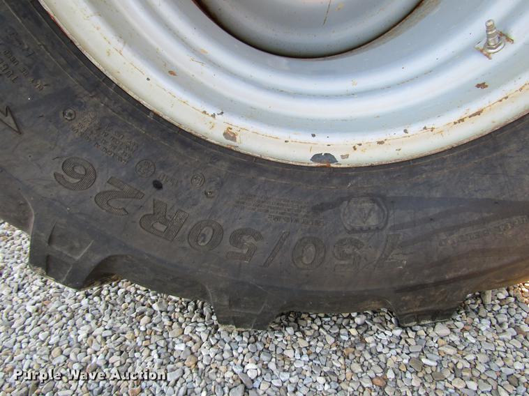 image for item DD4334 2013 Ag-Chem TerraGator TG8400 applicator