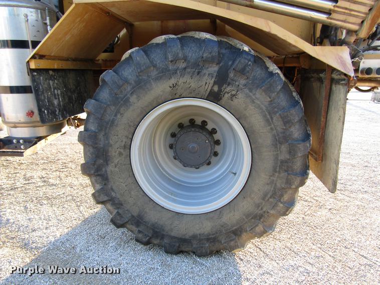 image for item DD4334 2013 Ag-Chem TerraGator TG8400 applicator