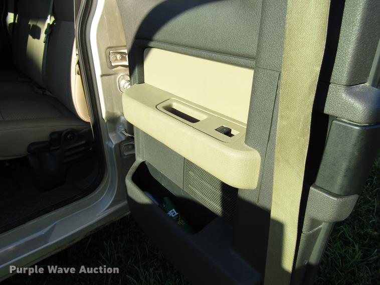 image for item DD4335 2009 Ford F150 SuperCab pickup truck