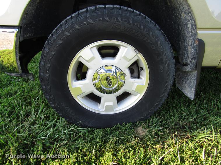 image for item DD4335 2009 Ford F150 SuperCab pickup truck