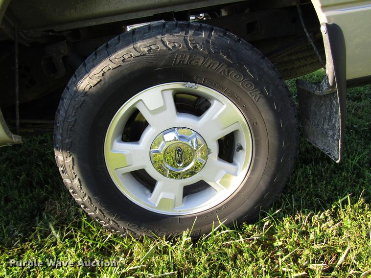 image for item DD4335 2009 Ford F150 SuperCab pickup truck