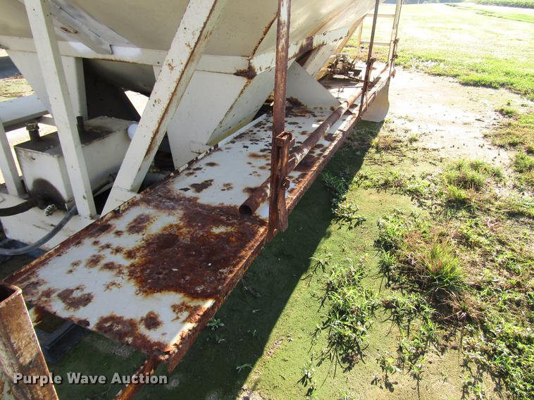 image for item DD4336 Fertilizer tender bed