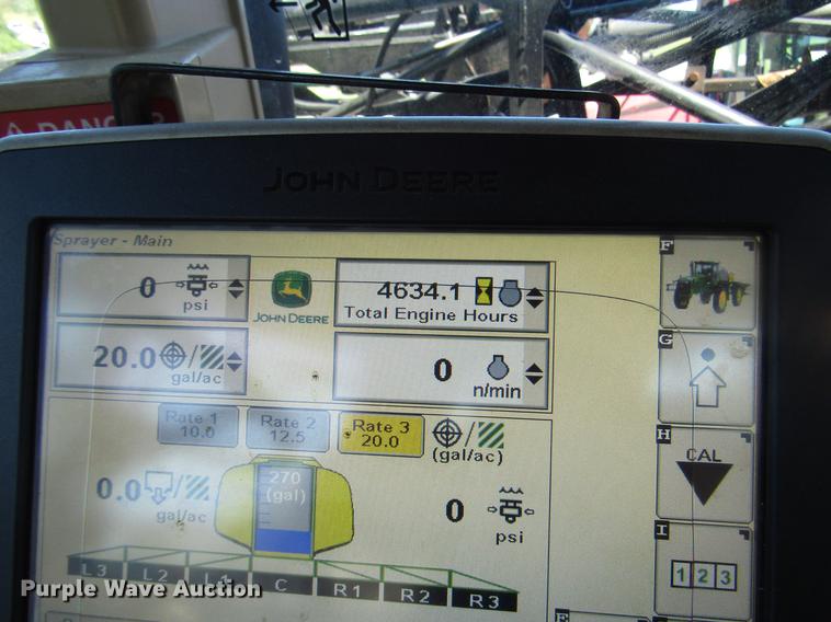image for item DD4339 2013 John Deere 4830 sprayer