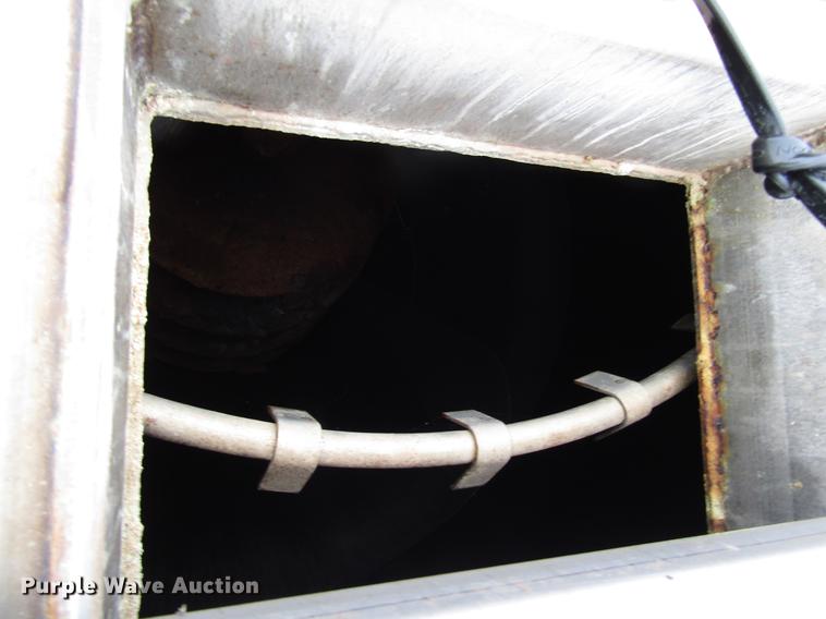 image for item DD4381 Doyle stainless steel upright fertilizer blender