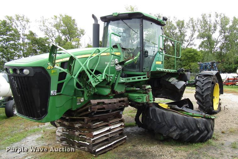 image for item DD4384 2009 John Deere 4930 sprayer