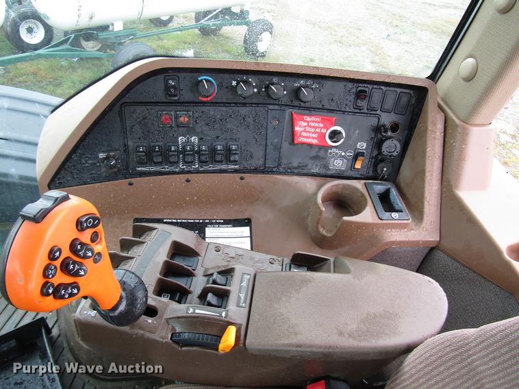 image for item DD4384 2009 John Deere 4930 sprayer