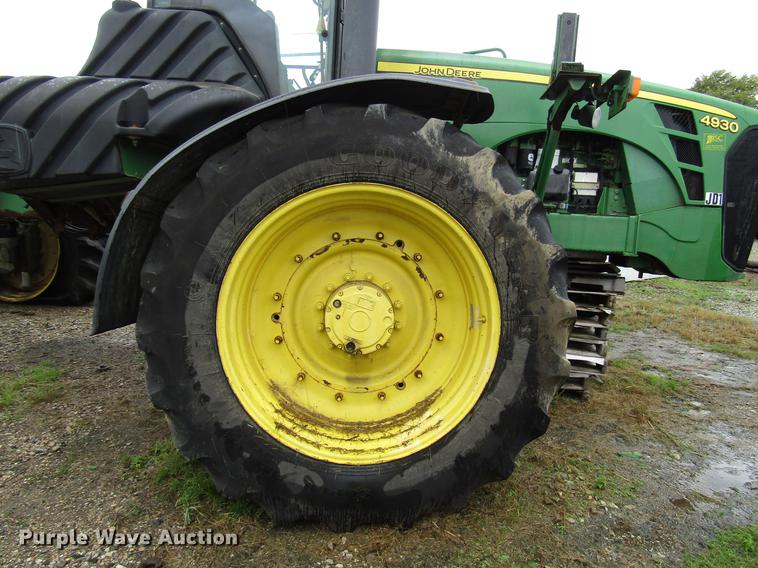 image for item DD4384 2009 John Deere 4930 sprayer