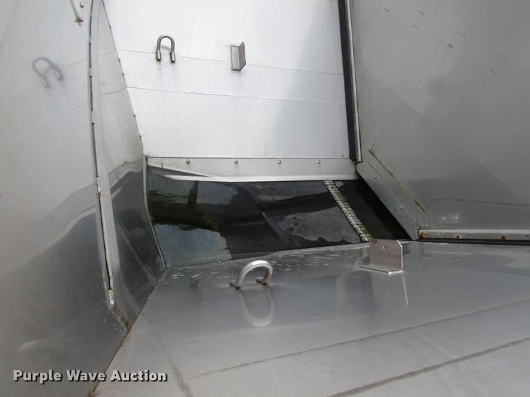 image for item DD4385 New Leader G4 stainless steel dry fertilizer bed