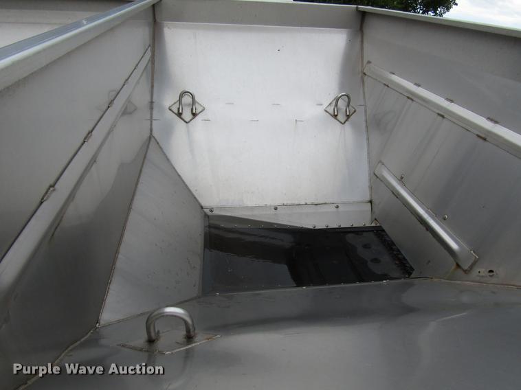 image for item DD4385 New Leader G4 stainless steel dry fertilizer bed