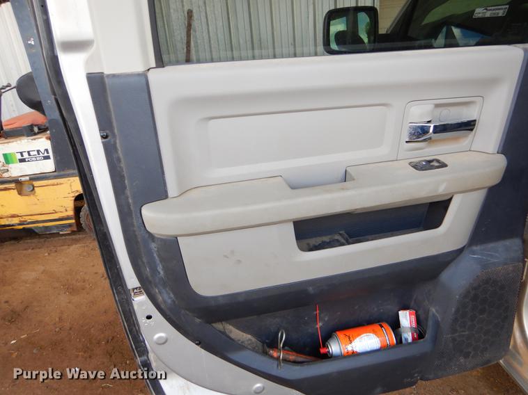 image for item EO9536 2012 Dodge Ram 2500HD SLT Quad Cab pickup truck