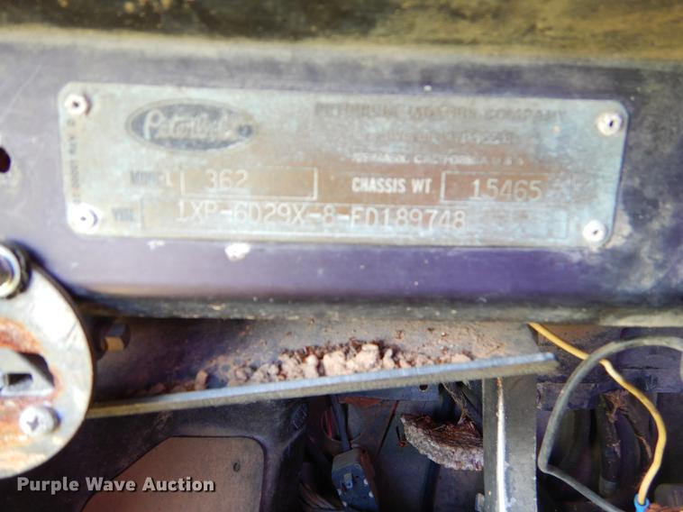 image for item EO9538 1985 Peterbilt 362 semi truck