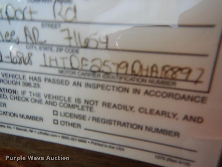 image for item EO9539 1983 International 2575 seed tender truck