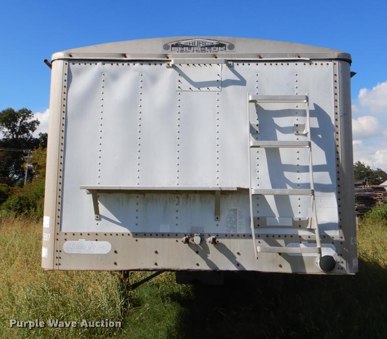 image for item EO9540 1992 Wilson DWH-200 double hopper bottom grain trailer