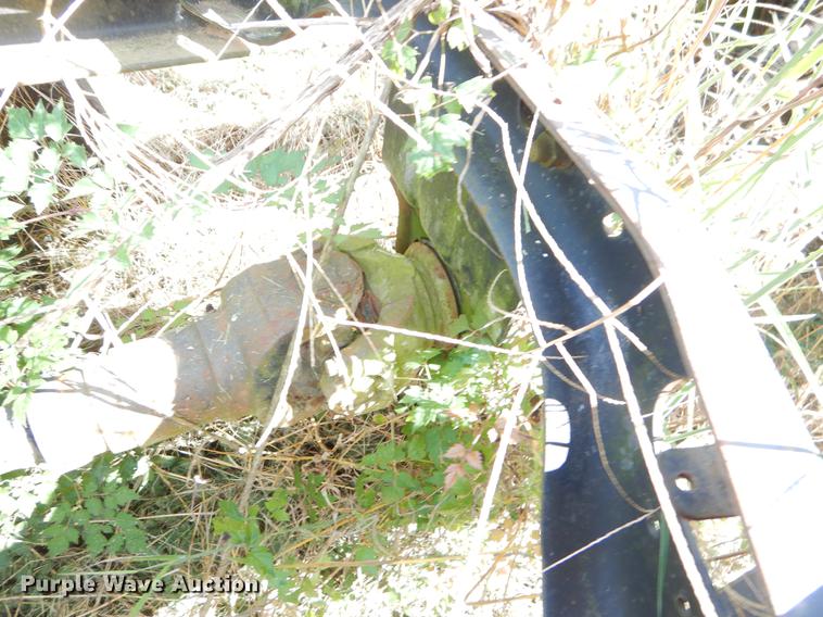 image for item EO9541 1990 International 4900 truck cab and chassis