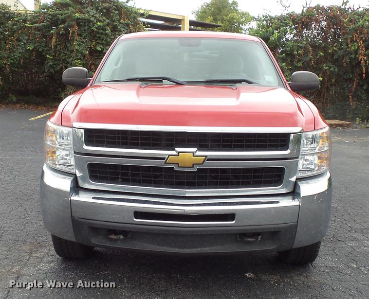 image for item FT9855 2009 Chevrolet Silverado 2500 Ext. Cab pickup truck