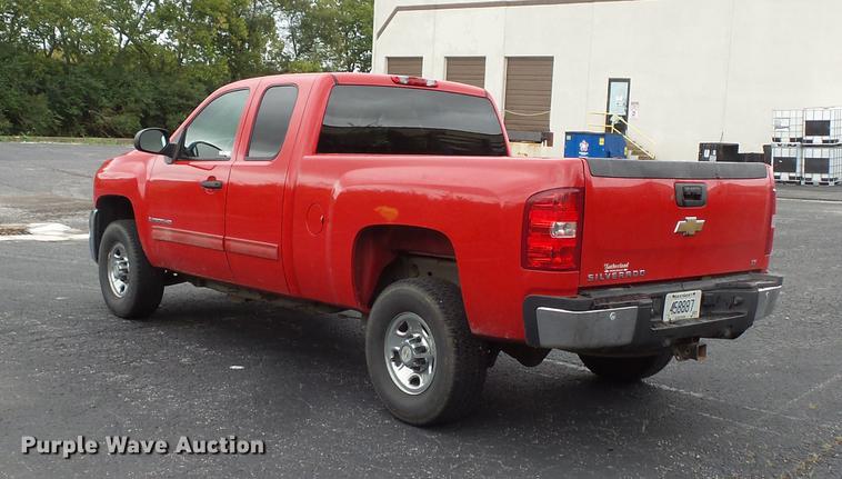 image for item FT9855 2009 Chevrolet Silverado 2500 Ext. Cab pickup truck