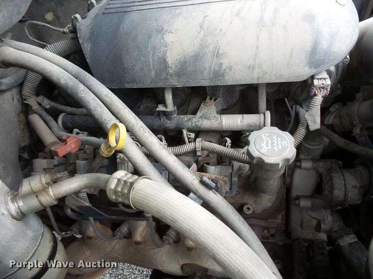 image for item FT9856 2004 Chevrolet Silverado 2500 pickup truck