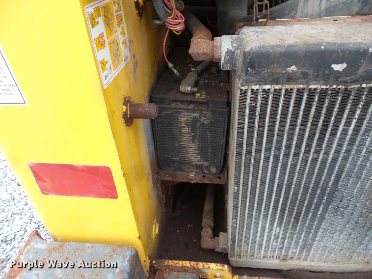 image for item FT9858 2006 Gehl 5640 skid steer