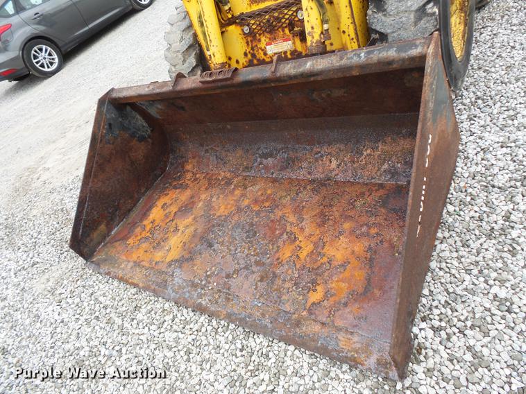 image for item FT9858 2006 Gehl 5640 skid steer