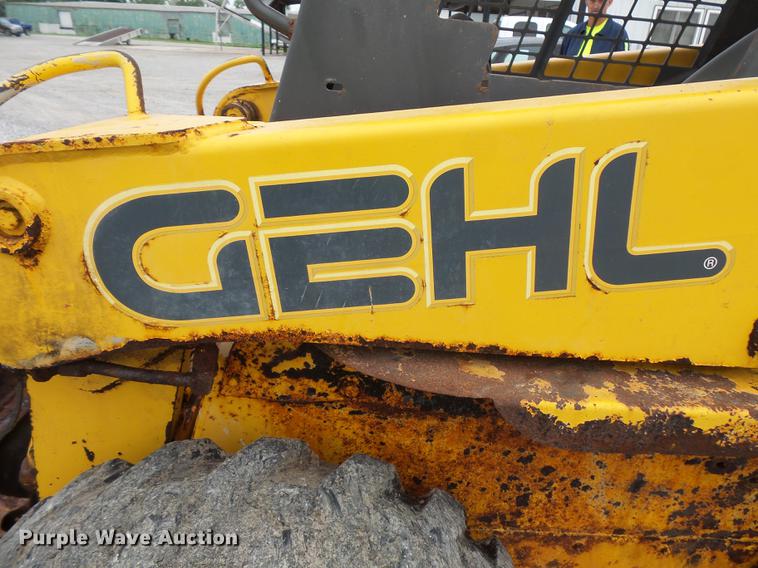 image for item FT9858 2006 Gehl 5640 skid steer