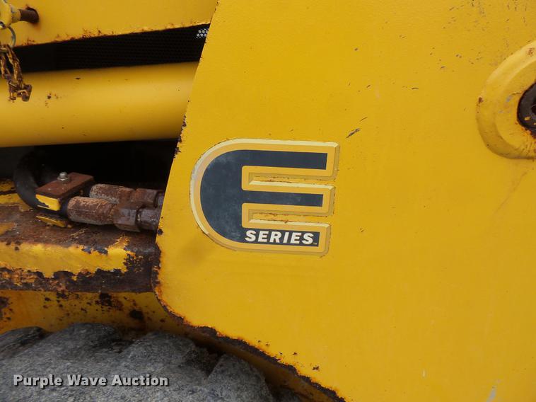 image for item FT9858 2006 Gehl 5640 skid steer