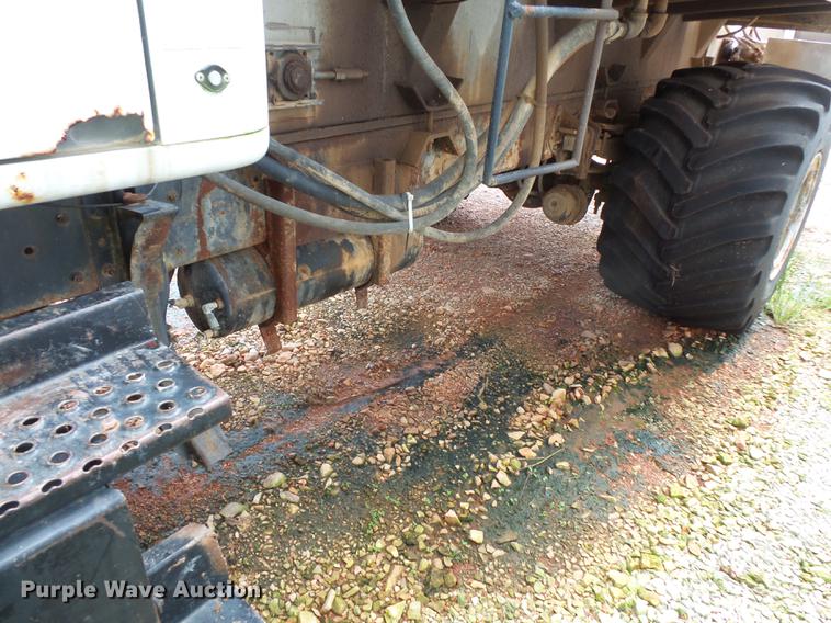 image for item FT9861 1994 International 8100 applicator truck