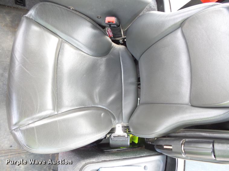 image for item FT9863 2014 Ag-Chem RoGator RG700 sprayer