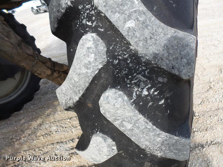 image for item FT9863 2014 Ag-Chem RoGator RG700 sprayer