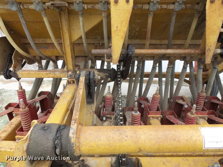 image for item FT9864 HayBuster 107 twin row grain drill