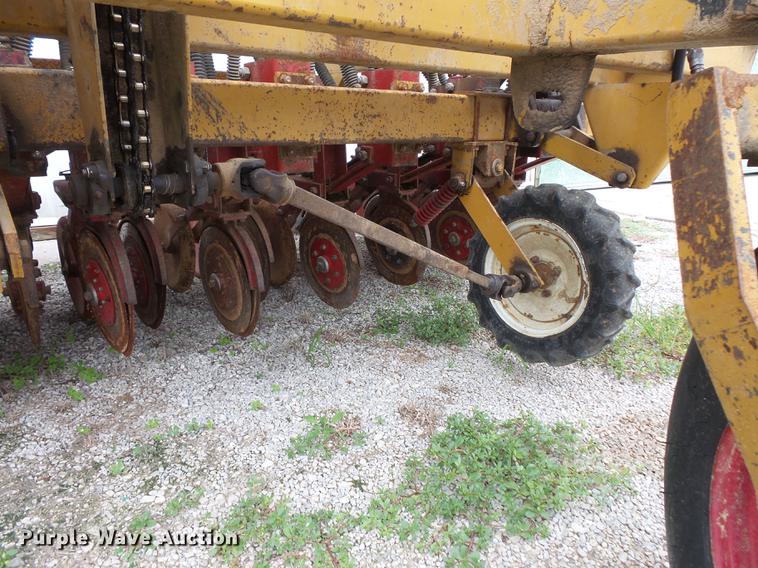 image for item FT9864 HayBuster 107 twin row grain drill