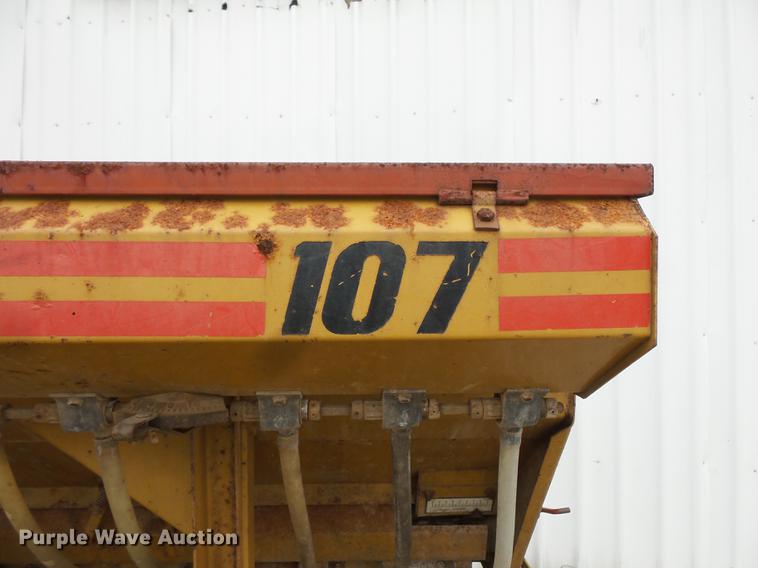 image for item FT9864 HayBuster 107 twin row grain drill