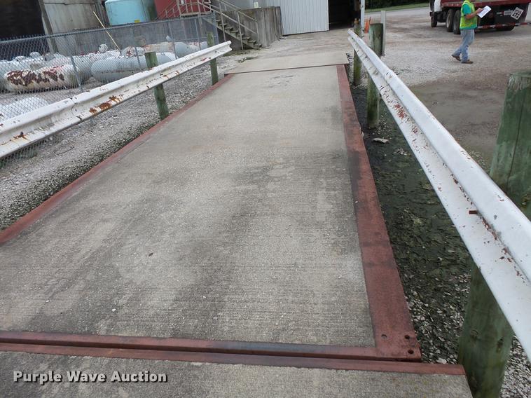 image for item FT9871 Mettler Toledo platform scale