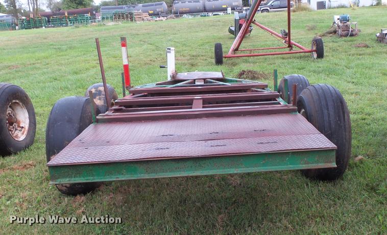 image for item FT9880 Implement trailer